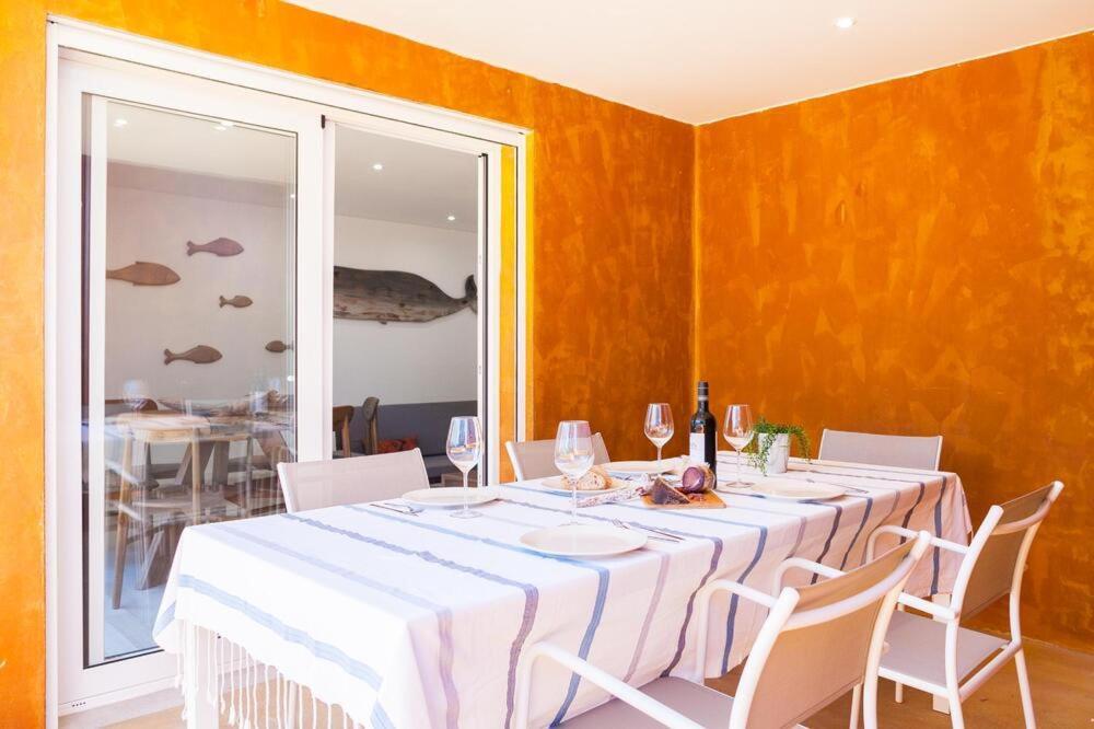 Vista Roses Mar - Villas Batik Екстериор снимка